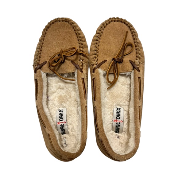 Minnetonka Shoes - Minnetonka Cally Moccasin Slippers Tan‎ Suede Size 10